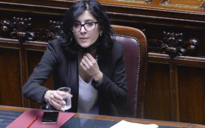 “Ha già fatto 2 mandati”. Il M5s ferma la Dadone ma candida il marito